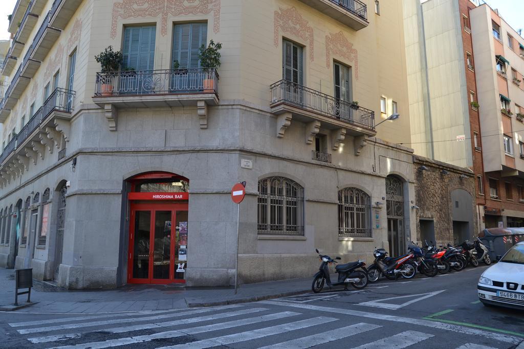 Hostal Apolo Barcelona Ngoại thất bức ảnh